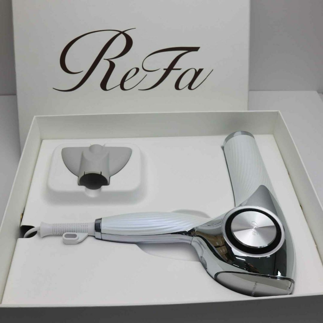 ReFa(リファ)の新品 RE-AJ02A ReFa beautech dryer pro ホワイト  M666 スマホ/家電/カメラのスマホ/家電/カメラ その他(その他)の商品写真