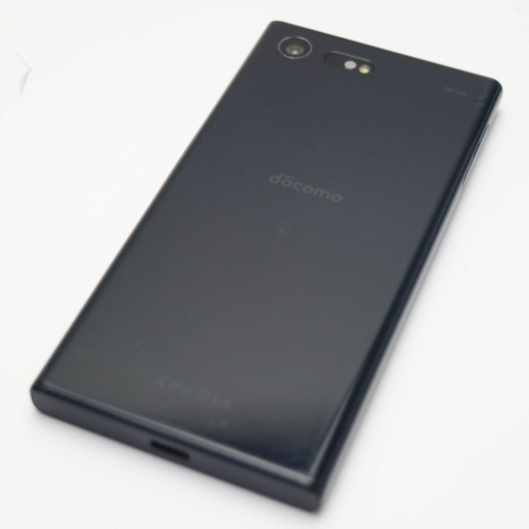 Xperia(エクスペリア)のSO-02J Xperia X Compact ブラック  M666 スマホ/家電/カメラのスマートフォン/携帯電話(スマートフォン本体)の商品写真