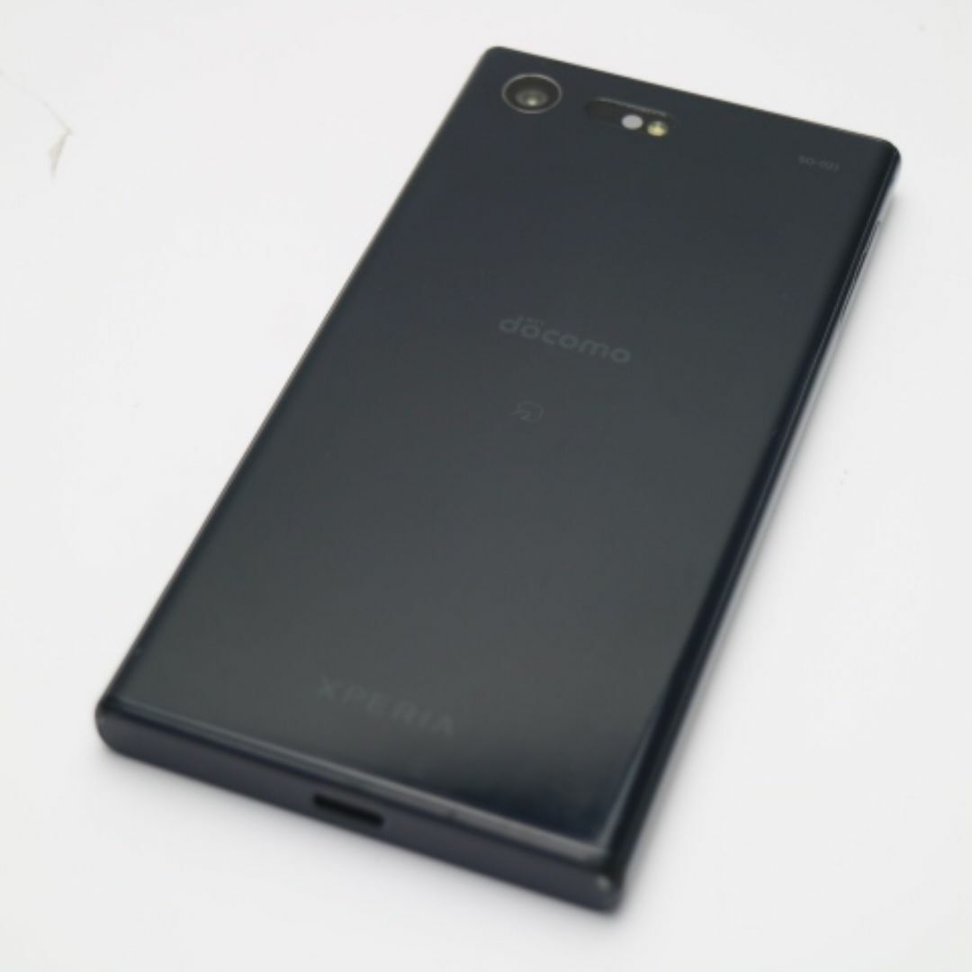 Xperia(エクスペリア)のSO-02J Xperia X Compact ブラック  M666 スマホ/家電/カメラのスマートフォン/携帯電話(スマートフォン本体)の商品写真