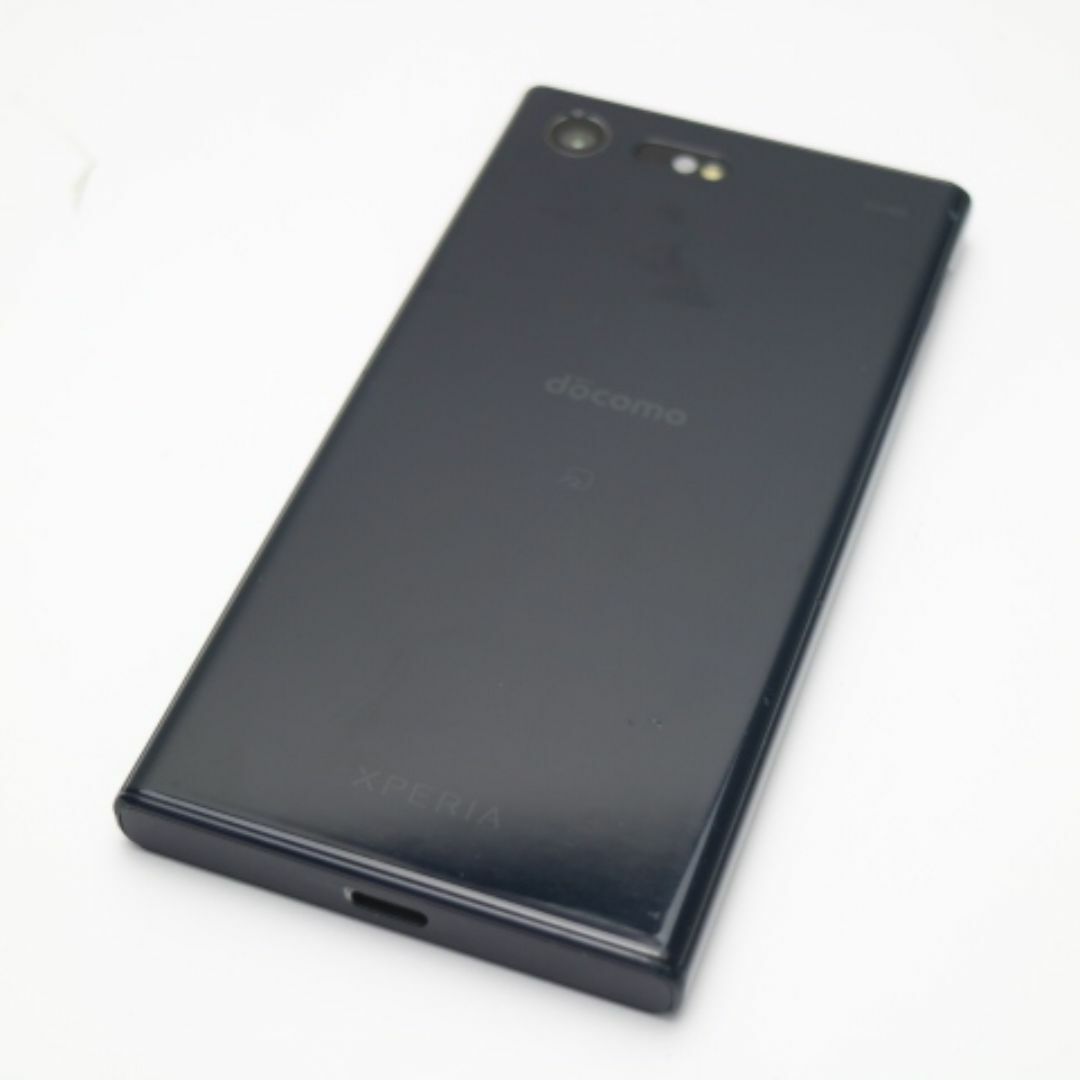 Xperia(エクスペリア)のSO-02J Xperia X Compact ブラック  M666 スマホ/家電/カメラのスマートフォン/携帯電話(スマートフォン本体)の商品写真