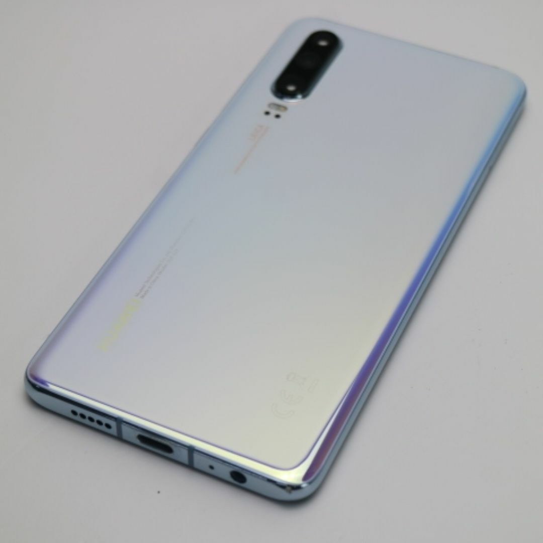 HUAWEI(ファーウェイ)の超美品 HUAWEI P30 ブリージングクリスタル  M666 スマホ/家電/カメラのスマートフォン/携帯電話(スマートフォン本体)の商品写真