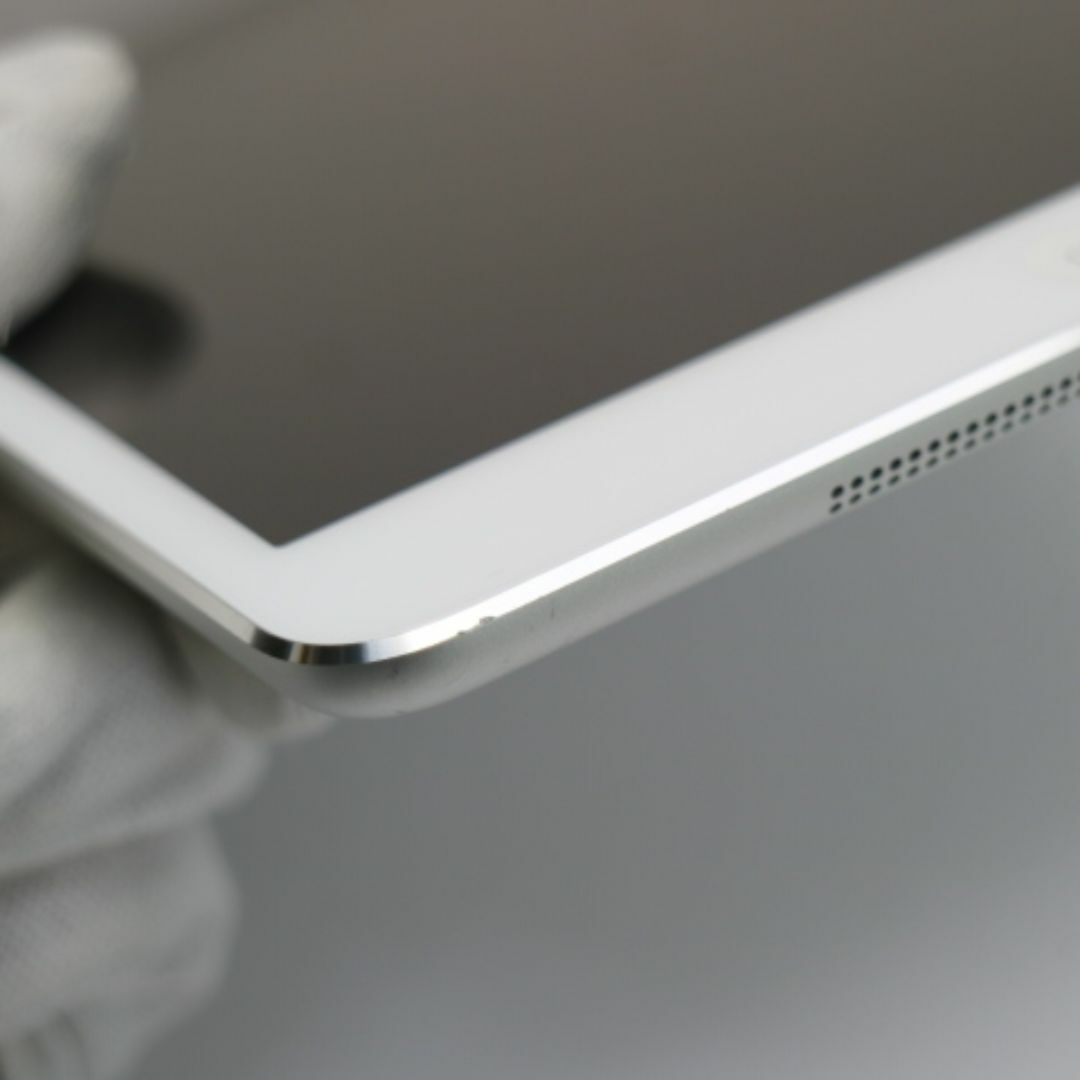 Apple(アップル)の超美品 iPad mini Retina Wi-Fi 16GB シルバー  M666 スマホ/家電/カメラのPC/タブレット(タブレット)の商品写真