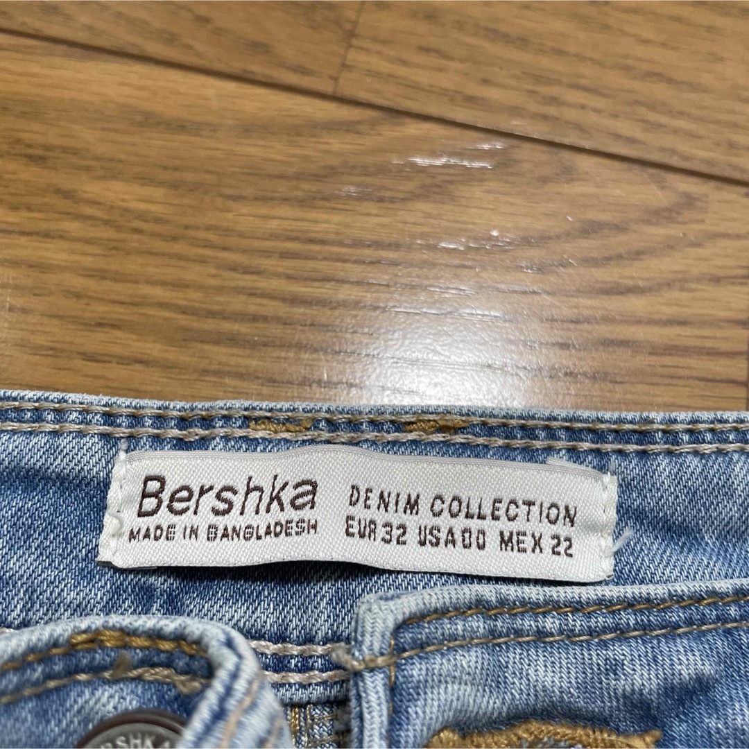 Bershka(ベルシュカ)のベルシュカ　スキニーデニム レディースのパンツ(デニム/ジーンズ)の商品写真