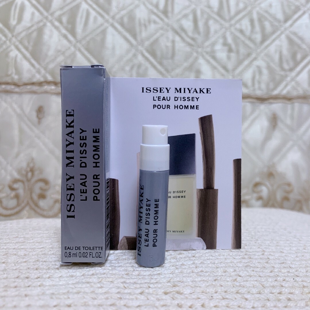 ISSEY MIYAKE PARFUMS(イッセイミヤケパルファム)のイッセイミヤケ ロード イッセイ プールオム EDT サンプル 0.8ml コスメ/美容の香水(香水(男性用))の商品写真