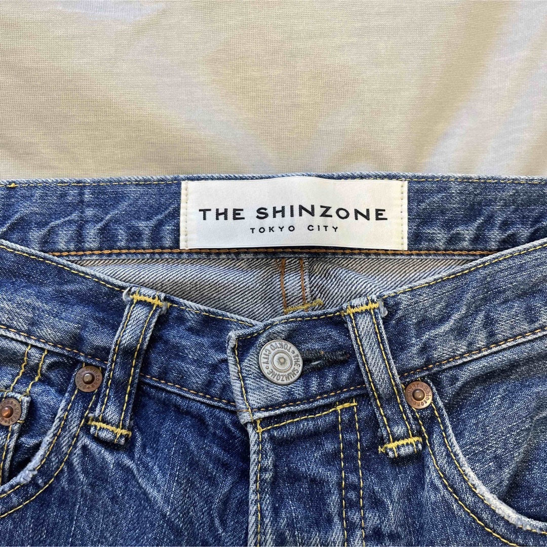 Shinzone(シンゾーン)のTHE SHINZONE  ストレート カットオフデニム　34 レディースのパンツ(デニム/ジーンズ)の商品写真