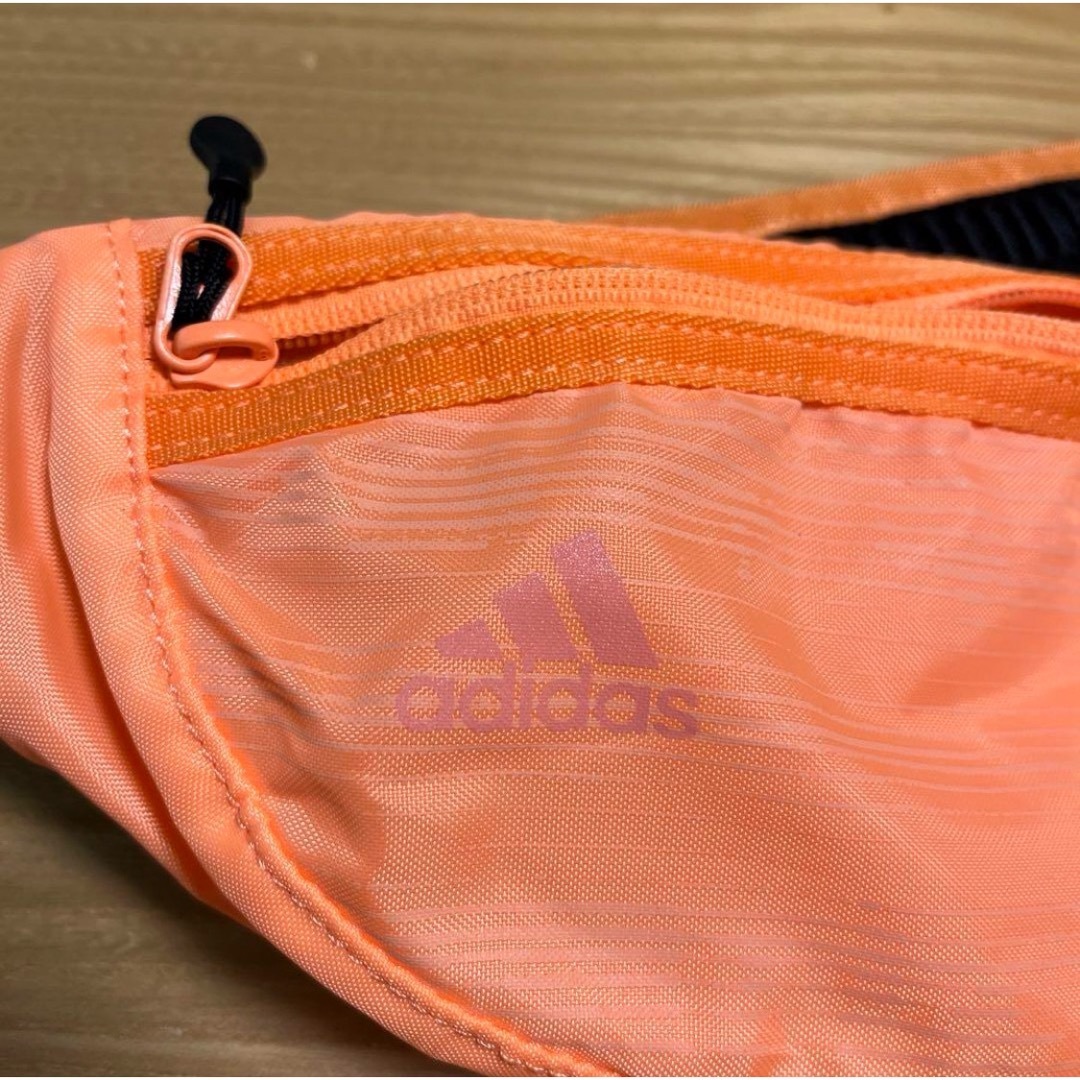 adidas(アディダス)のadidas アディダス ウエストバッグ ウエストポーチ  スポーツ/アウトドアのランニング(その他)の商品写真