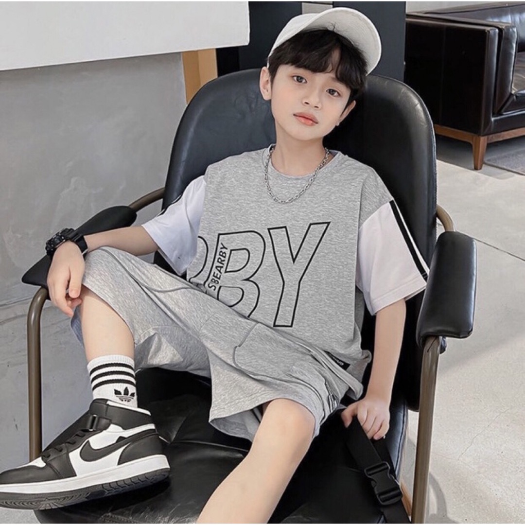 KSFA041子供服 上下セット Tシャツ+半パン 2点セット 春夏 キッズ/ベビー/マタニティのキッズ服男の子用(90cm~)(Tシャツ/カットソー)の商品写真