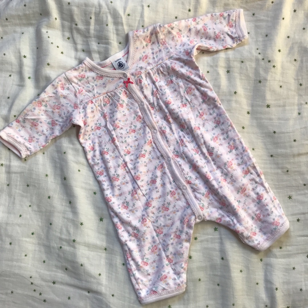 PETIT BATEAU(プチバトー)のプチバトー　ロンパース 3m 60cm キッズ/ベビー/マタニティのベビー服(~85cm)(ロンパース)の商品写真