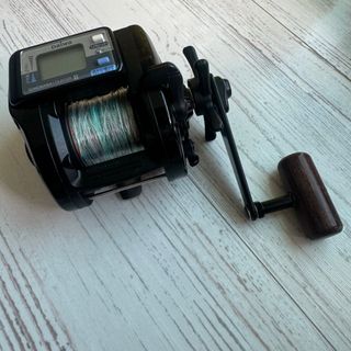 ダイワ(DAIWA)の【美品】Daiwa ダイワ TANASENSOR X300 タナセンサー リール(リール)