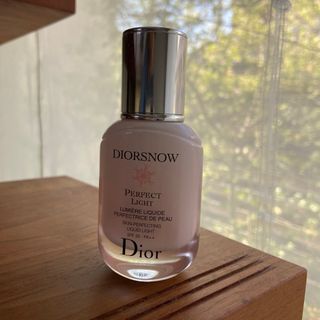 Dior - Dior ディオール スノーパーフェクトライト 化粧下地