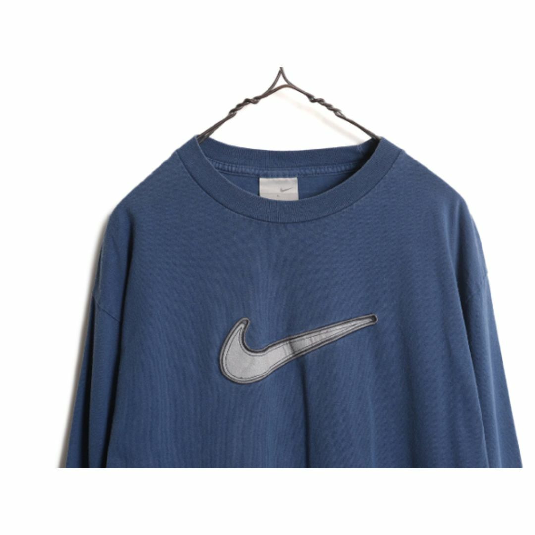 NIKE(ナイキ)の00s ナイキ スウォッシュ 刺繍 長袖 Tシャツ メンズ L 古着 00年代 オールド NIKE ビッグ ロゴ ロンT クルーネック ブルー ヘビーウェイト メンズのトップス(Tシャツ/カットソー(七分/長袖))の商品写真