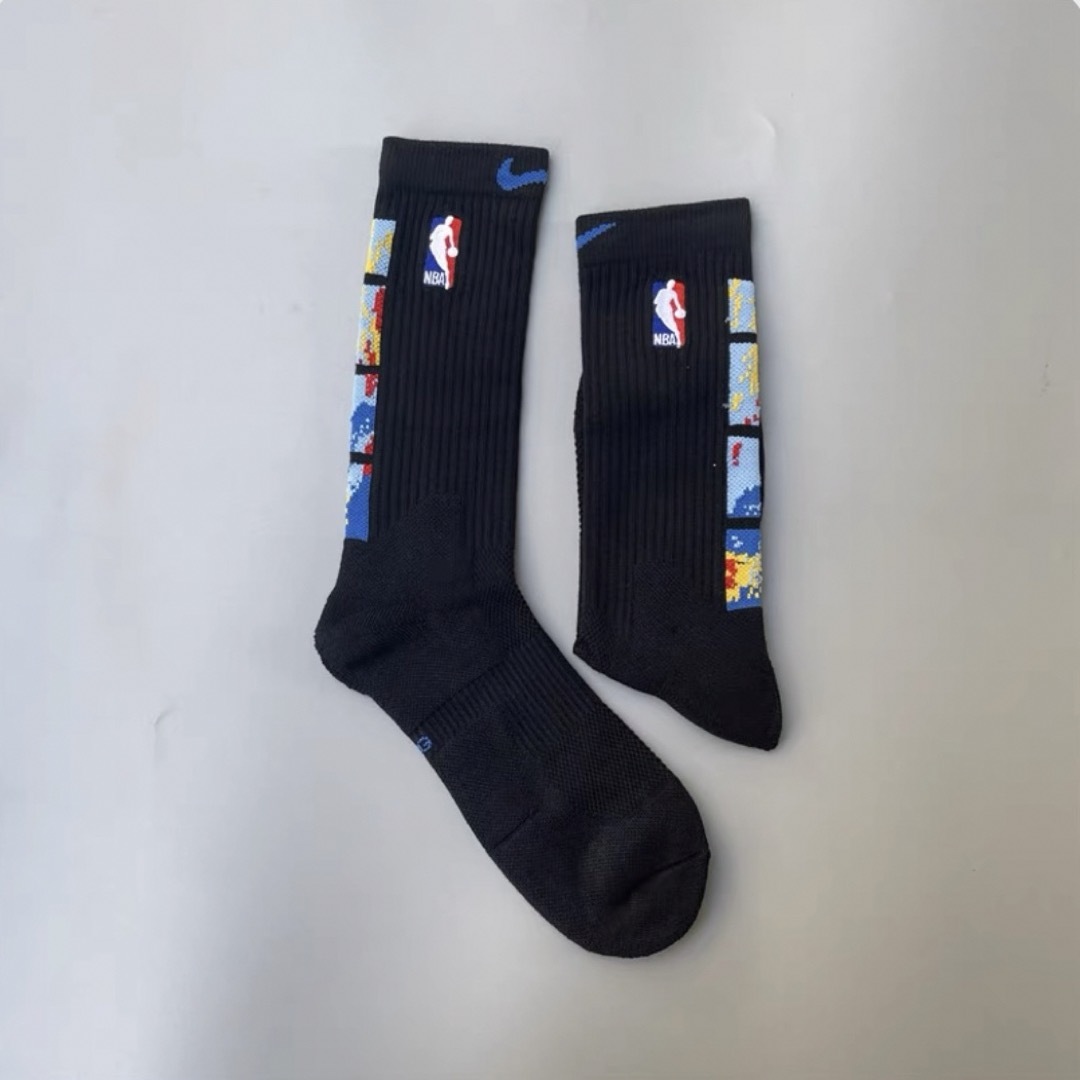 NIKE(ナイキ)の★【新品未使用】ナイキNIKE NBA バスケットボール ソックス　靴下 3足 メンズのレッグウェア(ソックス)の商品写真