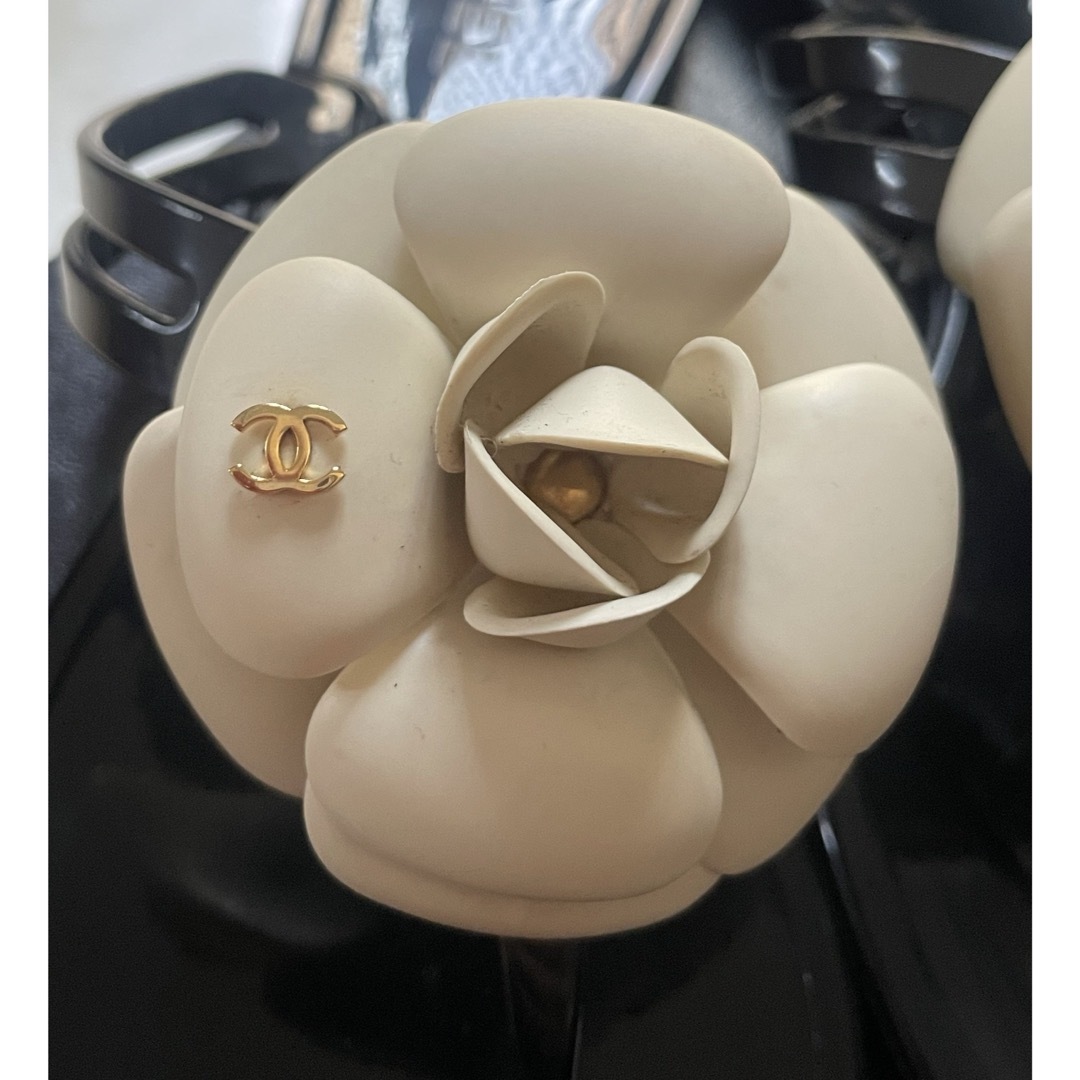 CHANEL - 美品 シャネル サンダル カメリア 【36】の通販 by CHANEL - 美品 シャネル サンダル カメリア 【36】の通販 by