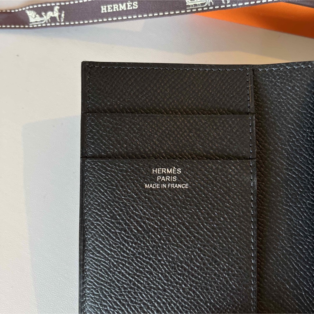 Hermes(エルメス)のHERMES エルメス ベアンコンビネ ブラック×シルバー レディースのファッション小物(財布)の商品写真