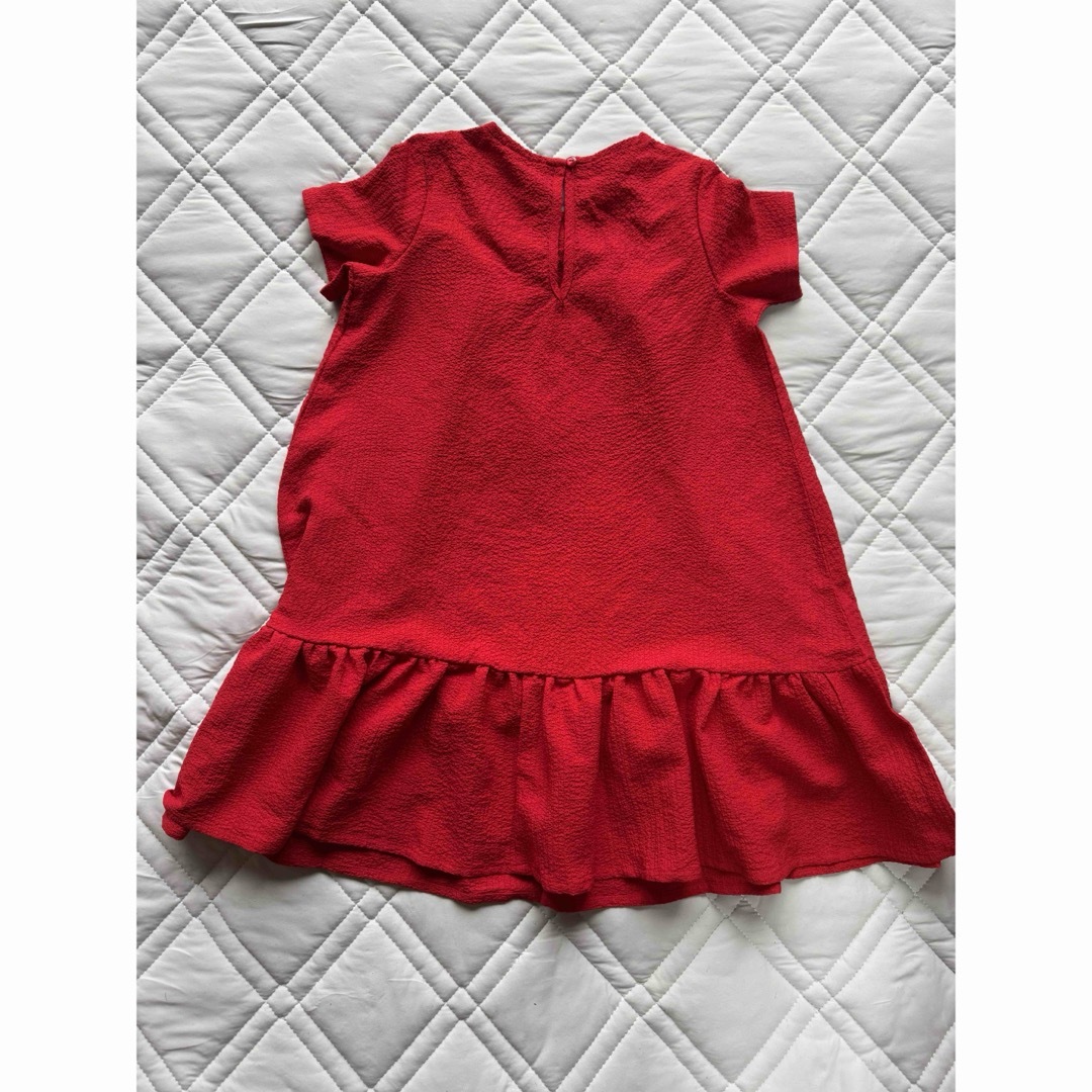 【新品】ワンピース キッズ/ベビー/マタニティのキッズ服女の子用(90cm~)(ワンピース)の商品写真