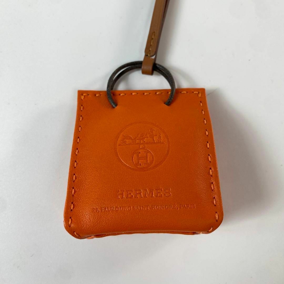 Hermes(エルメス)の美品 エルメス HERMES サックオランジュ チャーム アミューミロ レディースのファッション小物(キーホルダー)の商品写真