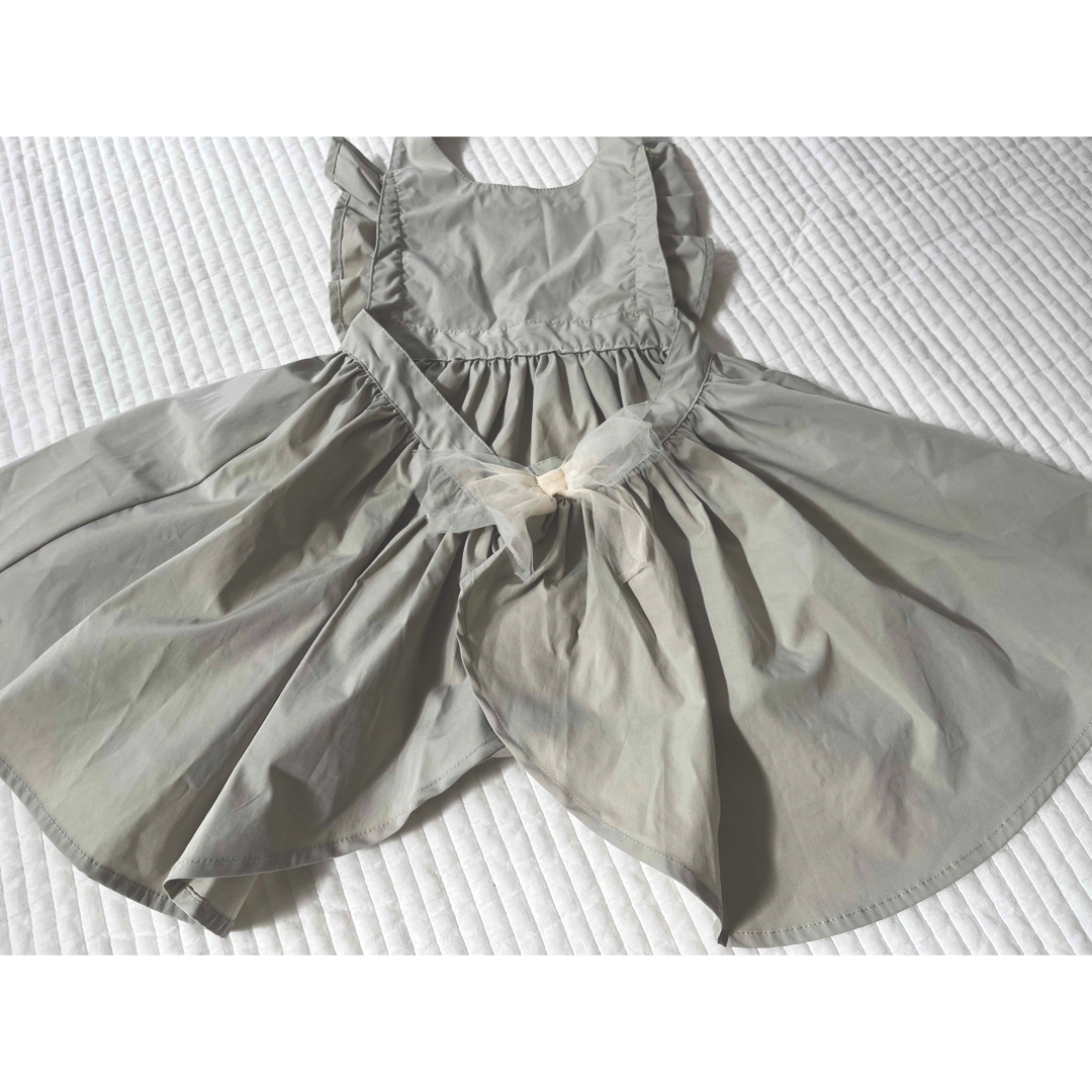 コトリ　エプロンワンピース　半袖トップス2点セット キッズ/ベビー/マタニティのキッズ服女の子用(90cm~)(ワンピース)の商品写真