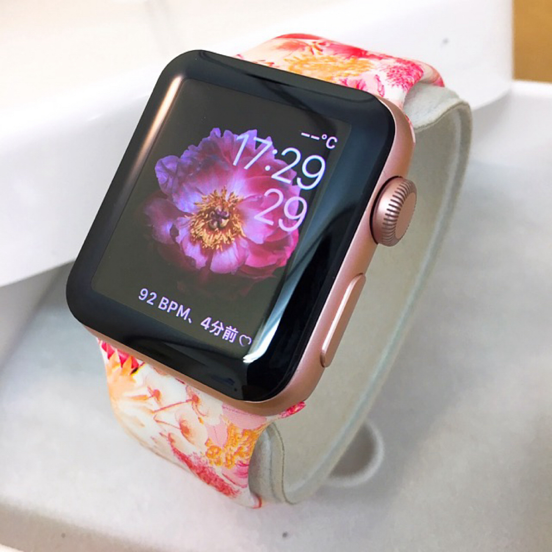 Apple Watch(アップルウォッチ)のApple Watch series1 38mm  アップルウォッチ本体 ピンク スマホ/家電/カメラのスマートフォン/携帯電話(その他)の商品写真