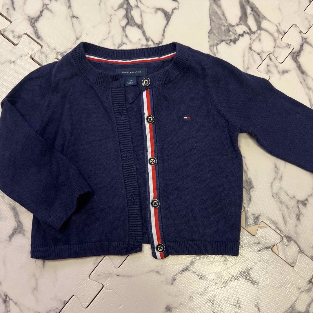 TOMMY HILFIGER(トミーヒルフィガー)のTommy Hilfiger ベビーカーディガ12M キッズ/ベビー/マタニティのベビー服(~85cm)(カーディガン/ボレロ)の商品写真