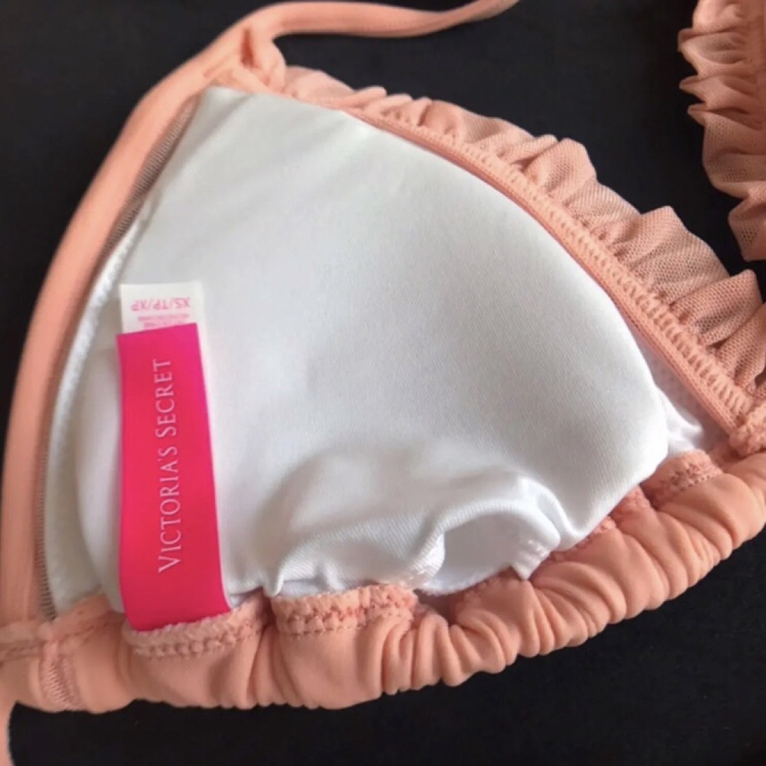 Victoria's Secret(ヴィクトリアズシークレット)のレア 新品 水着 ヴィクトリアシークレット コーラル XS レディースの水着/浴衣(水着)の商品写真