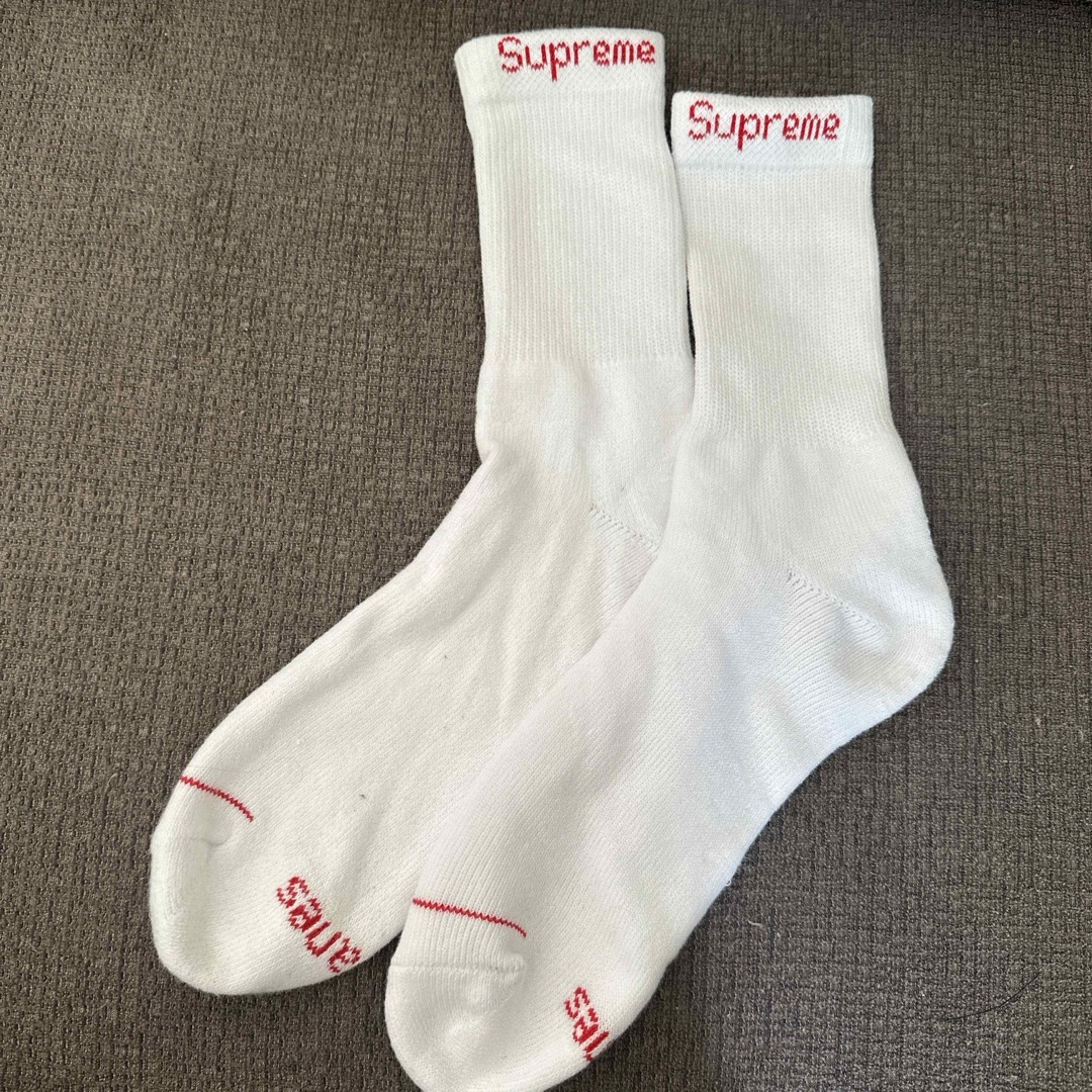 Supreme(シュプリーム)のSupreme Hanes ホワイト　ソックス メンズのレッグウェア(ソックス)の商品写真