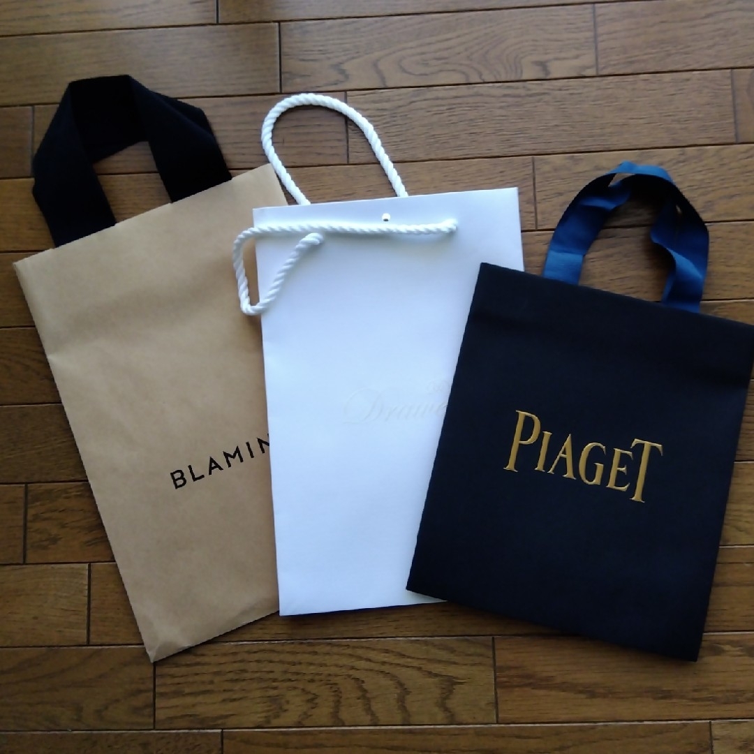 Dior(ディオール)のショップ袋　11枚　まとめ売り レディースのバッグ(ショップ袋)の商品写真
