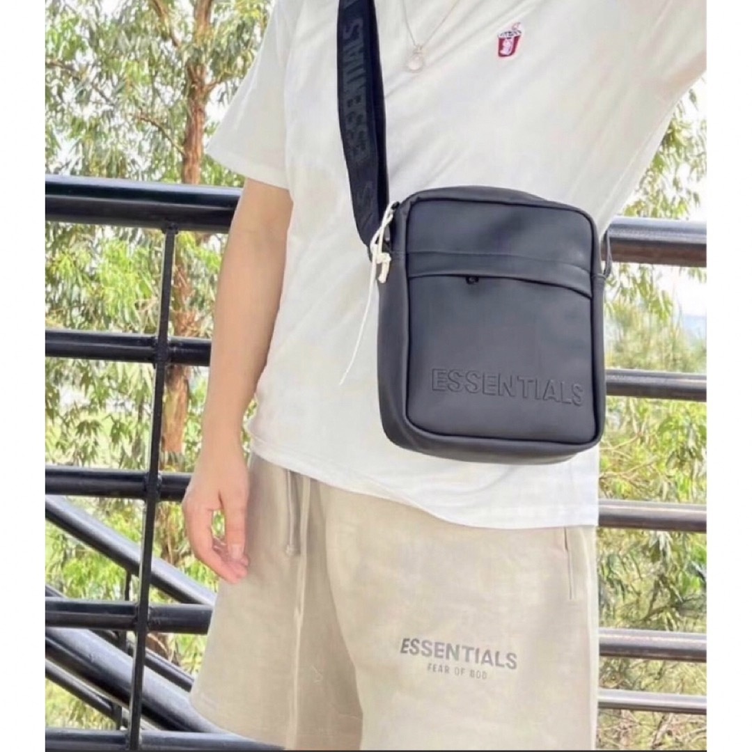 S.ESSENTIALS(エスエッセンシャルズ)のFOG エッセンシャルズショルダーバッグ 男女兼用  メンズのバッグ(ショルダーバッグ)の商品写真