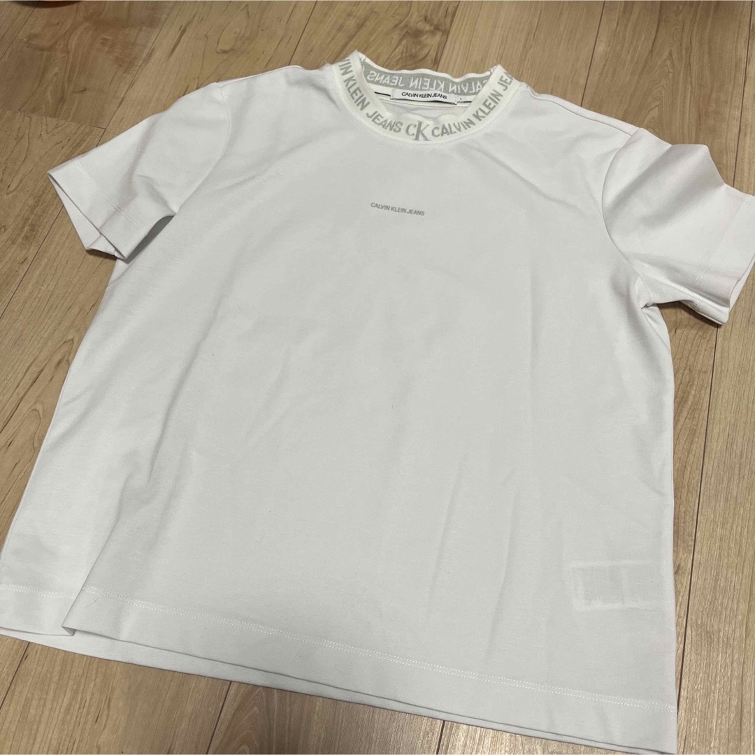 Calvin Klein(カルバンクライン)のカルバンクライン　ロゴ　Tシャツ　L レディースのトップス(Tシャツ(半袖/袖なし))の商品写真