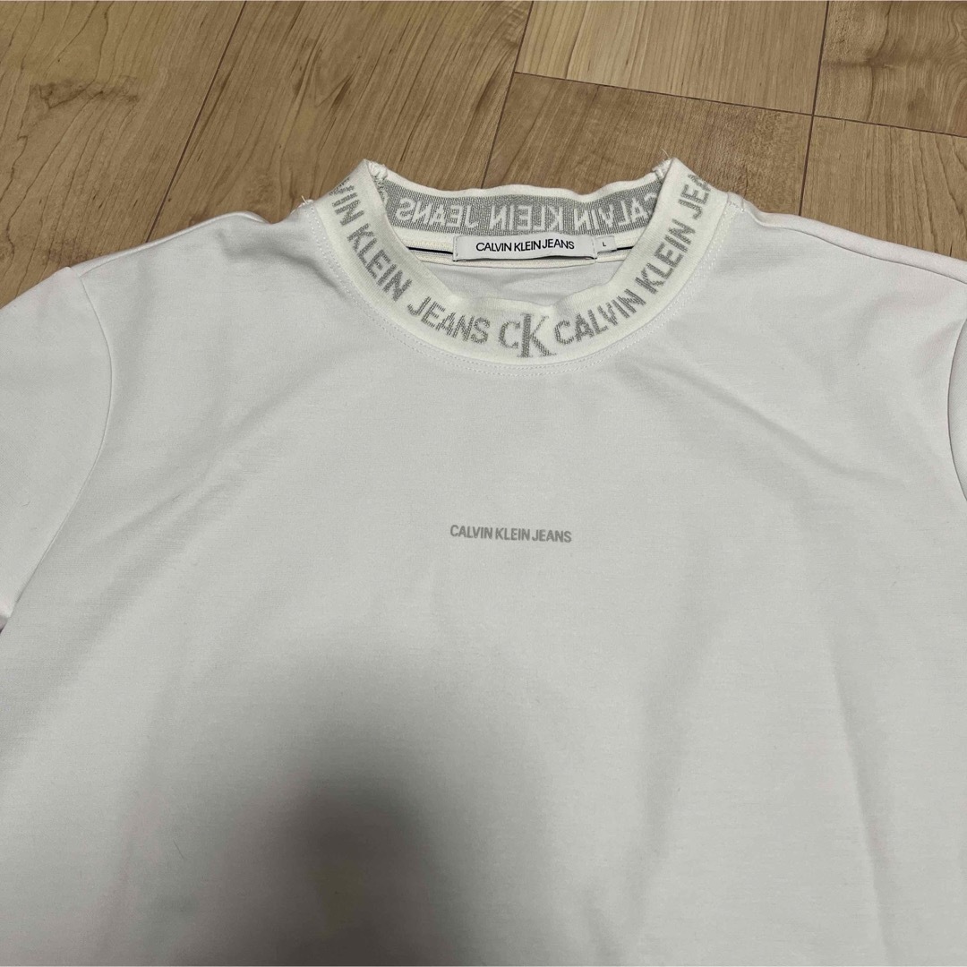 Calvin Klein(カルバンクライン)のカルバンクライン　ロゴ　Tシャツ　L レディースのトップス(Tシャツ(半袖/袖なし))の商品写真