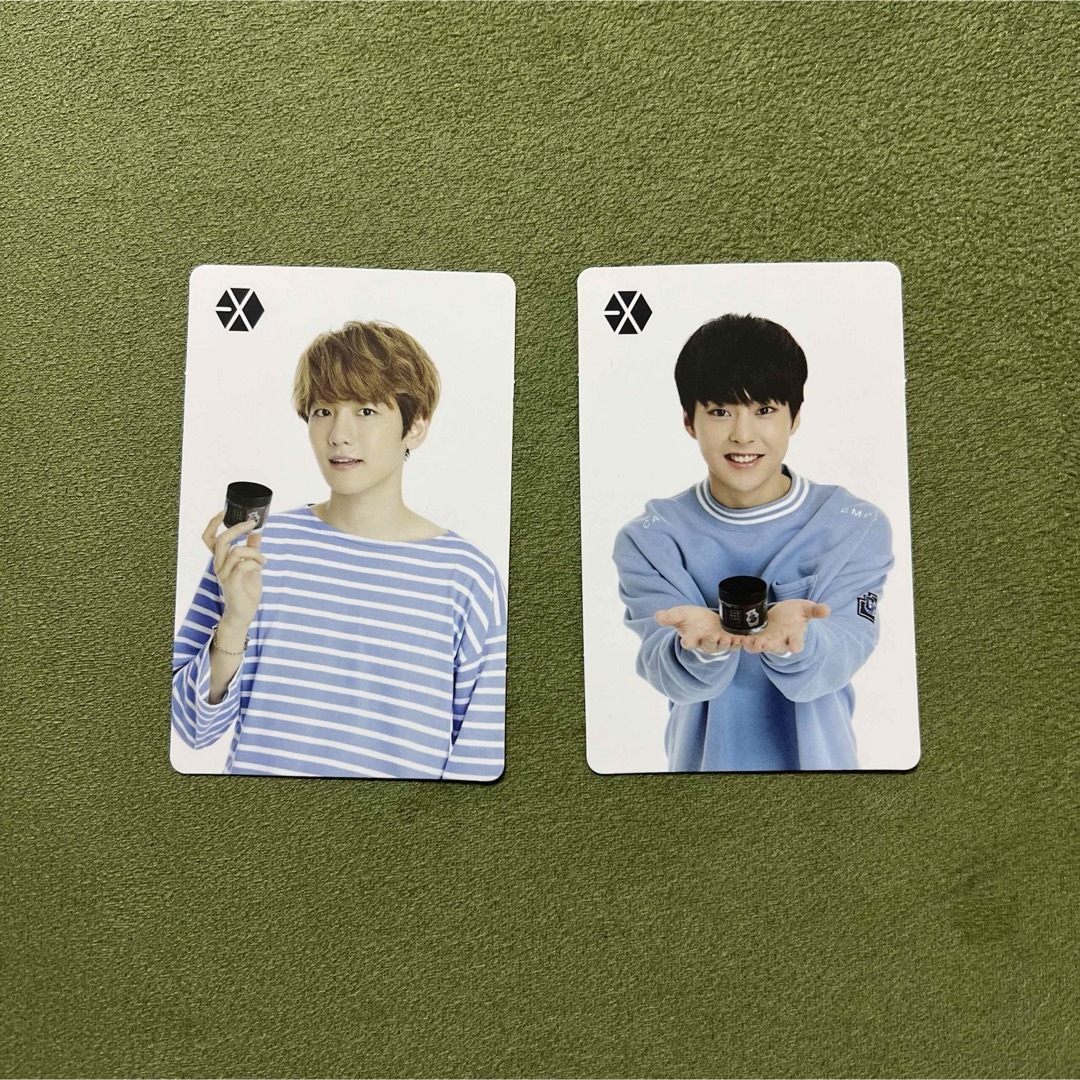 EXO(エクソ)のEXO カード2枚セット エンタメ/ホビーのトレーディングカード(シングルカード)の商品写真