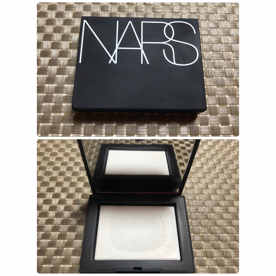 NARS(ナーズ)の再値下げ中★NARSライトリフレクティングセッティングパウダープレストN 10g コスメ/美容のベースメイク/化粧品(フェイスパウダー)の商品写真