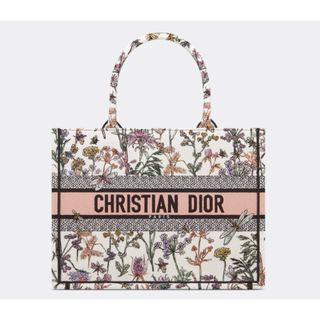 クリスチャンディオール(Christian Dior)の新品 定価以下 DIOR BOOK TOTE ミディアムバッグ ホワイト(トートバッグ)