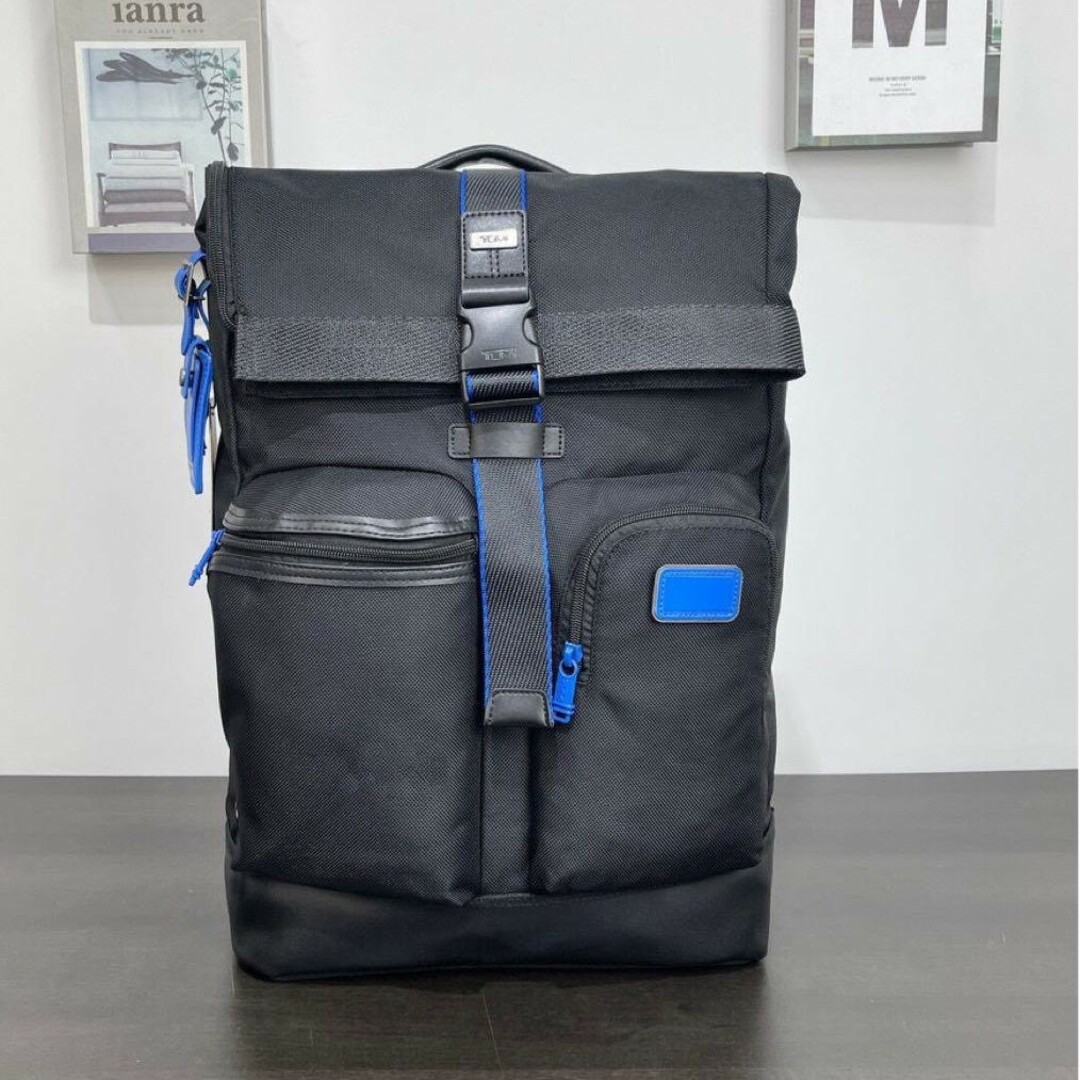 TUMI(トゥミ)の新品 TUMI ロール・トップ・バックパック 2223388 ブルーブラック メンズのバッグ(バッグパック/リュック)の商品写真