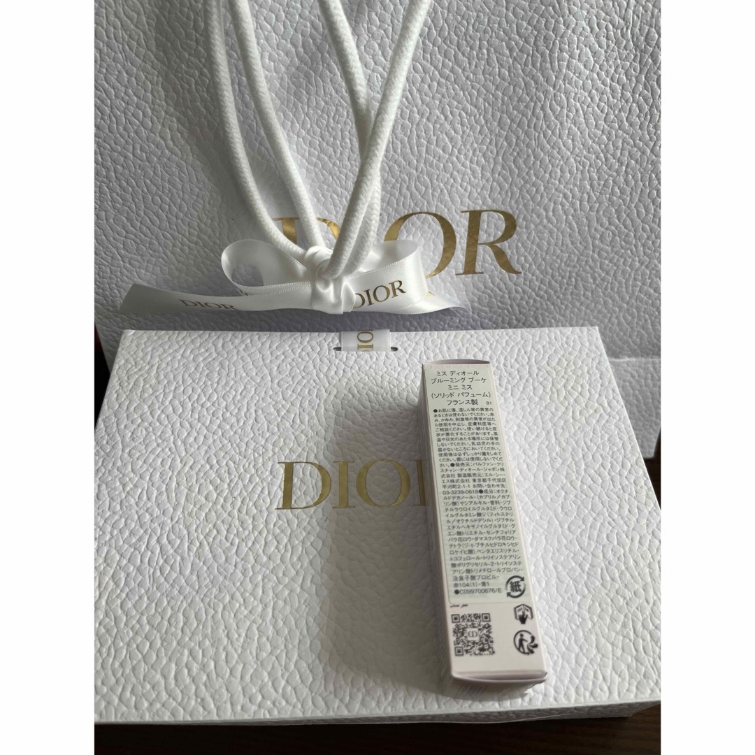 Christian Dior(クリスチャンディオール)のミスディオール　ブルーミングブーケ　ミニミス コスメ/美容の香水(香水(女性用))の商品写真