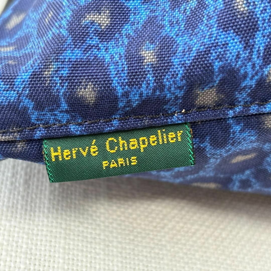 Herve Chapelier(エルベシャプリエ)の極美品 エルベシャプリエ レオパード ショルダーポーチ パンサー ブルー 上品 レディースのバッグ(ショルダーバッグ)の商品写真