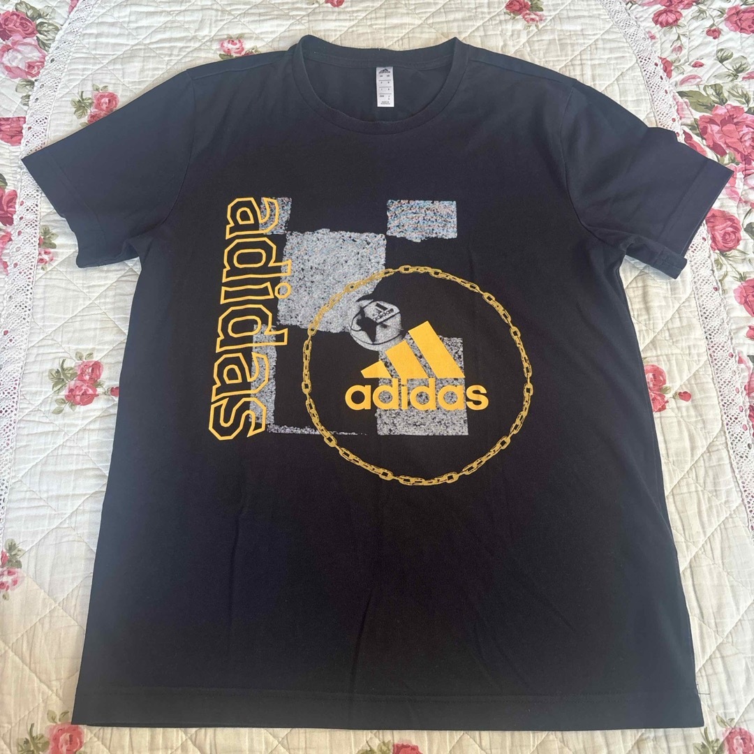 adidas(アディダス)のadidas アディダス　Tシャツ　Sサイズ メンズのトップス(Tシャツ/カットソー(半袖/袖なし))の商品写真