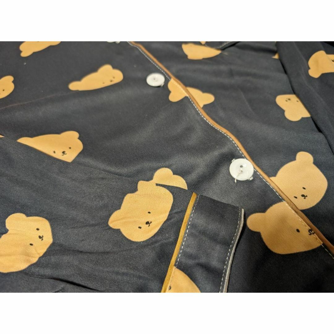 クマ柄 パジャマ XL グレー 部屋着 ルームウェア 総柄 かわいい レディースのルームウェア/パジャマ(パジャマ)の商品写真