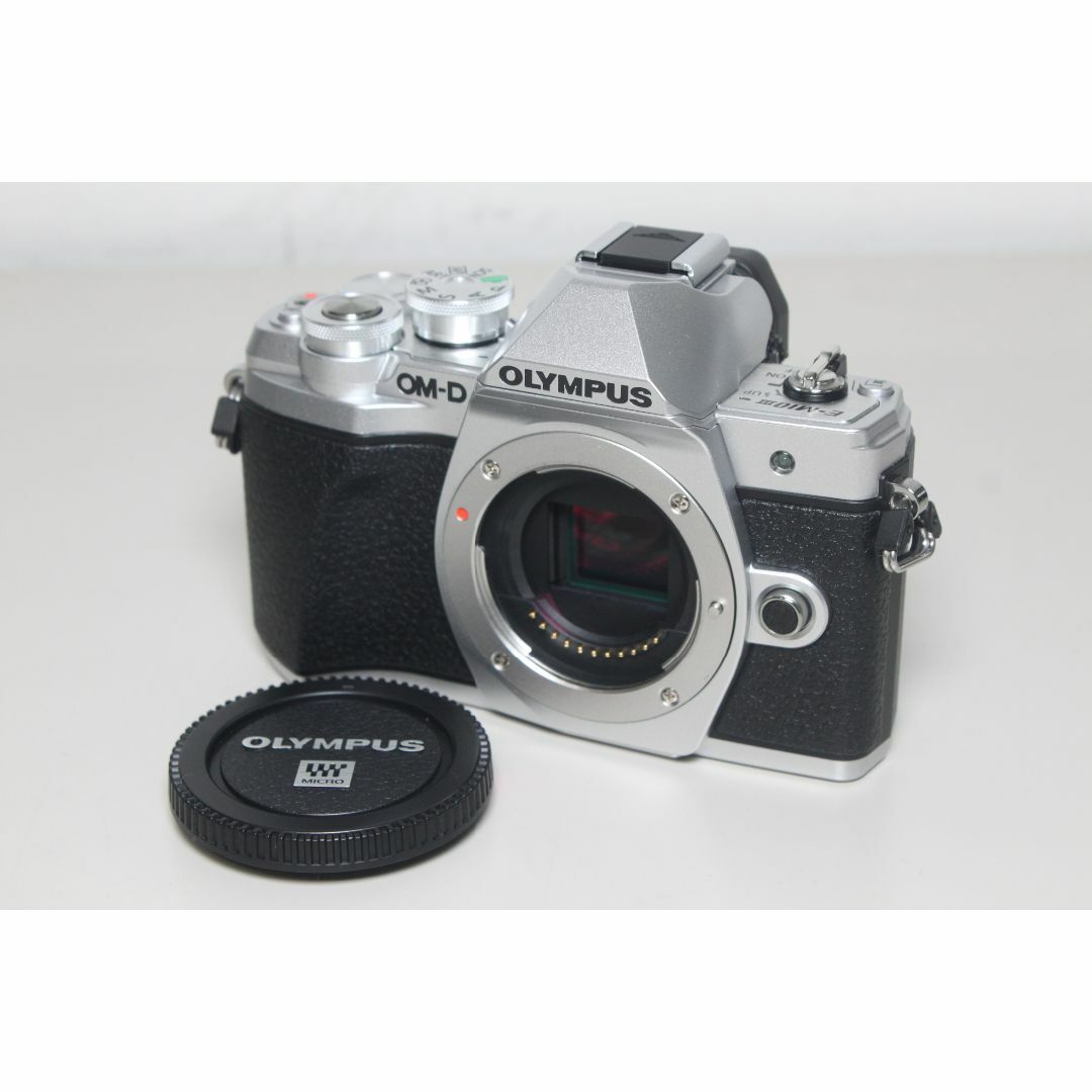OLYMPUS/OM-D E-M10 Mark III/ダブルズームキット ⑥ OLYMPUS/OM-D E-M10 Mark III/ダブルズームキット ⑥