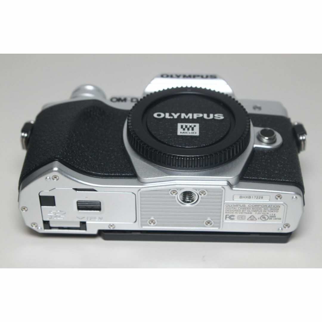 OLYMPUS(オリンパス)のOLYMPUS/OM-D E-M10 Mark III/ダブルズームキット ⑥ スマホ/家電/カメラのカメラ(ミラーレス一眼)の商品写真