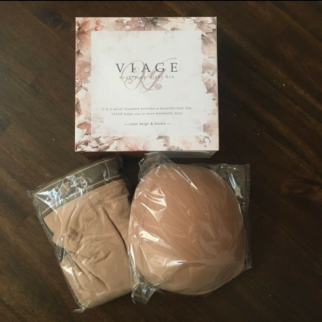 VIAGE(ヴィアージュ)のMサイズ ヴィアージュ ナイトブラ 正規品 新品 ベージュ/ブラウン レディースの下着/アンダーウェア(その他)の商品写真