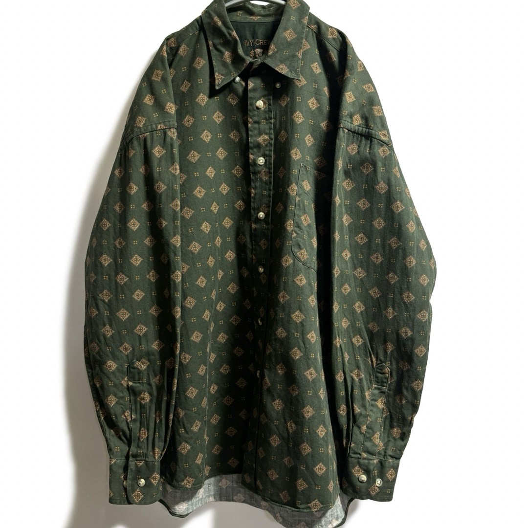 VINTAGE(ヴィンテージ)のIVY CREW 総柄シャツ アート柄 レトロ ヴィンテージ 海外古着 メンズのトップス(シャツ)の商品写真