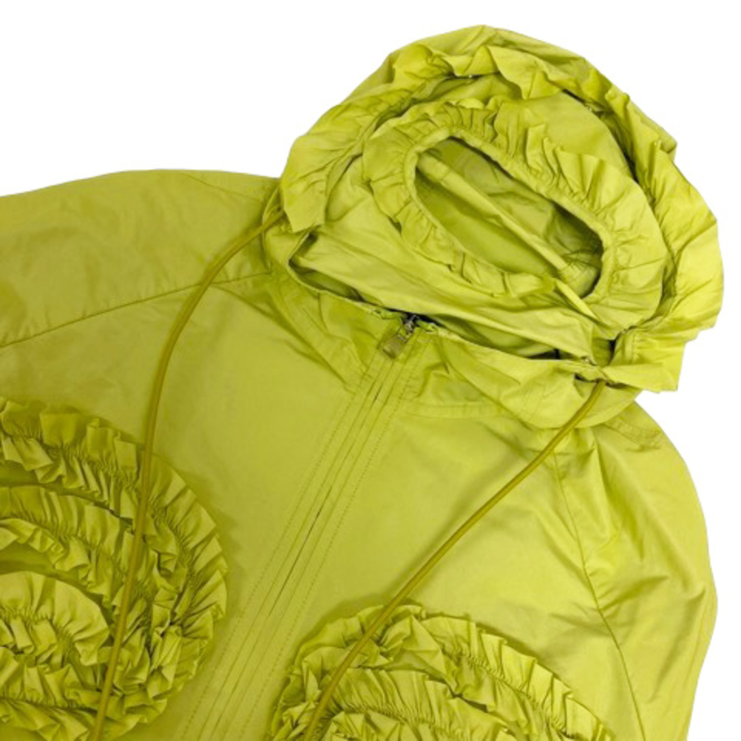 MONCLER(モンクレール)のモンクレール 20SS ナイロンコート フード フリル ロゴ ロング丈 0 黄緑 レディースのジャケット/アウター(その他)の商品写真