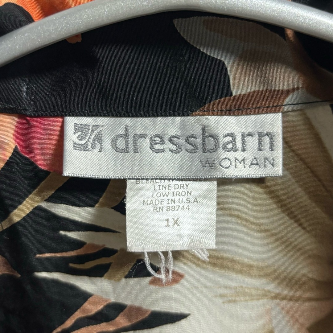 VINTAGE(ヴィンテージ)のdressbarn ナイロンジャケット ブルゾン 花柄 USA製 ユニセックス レディースのジャケット/アウター(ブルゾン)の商品写真