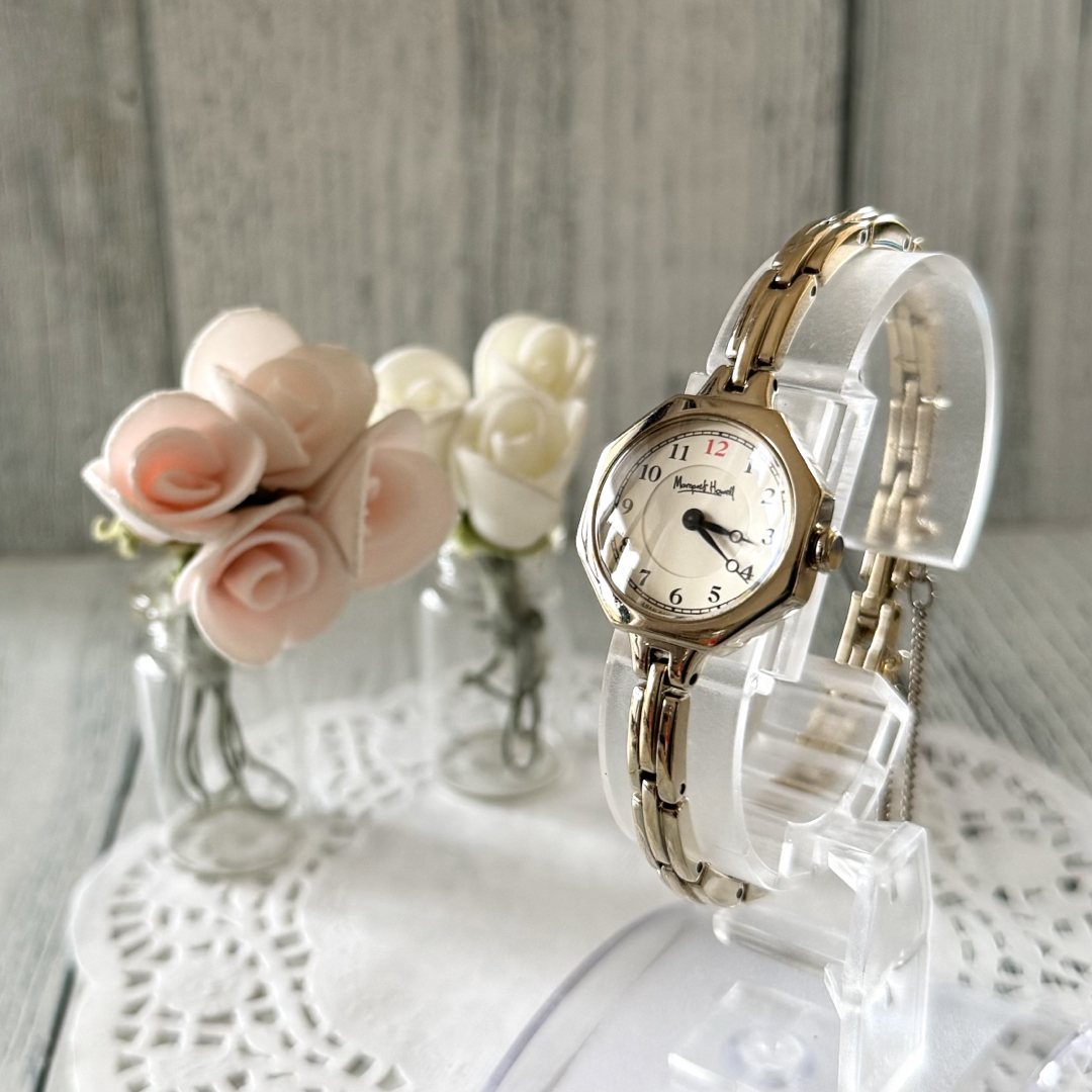 MARGARET HOWELL(マーガレットハウエル)の【美品】MARGARET HOWELL 腕時計 オクタゴン ゴールド レディースのファッション小物(腕時計)の商品写真