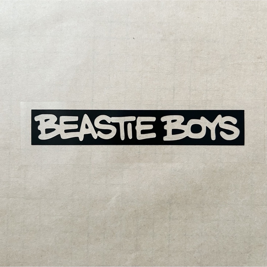 BEASTIE BOYS カッティングステッカー エンタメ/ホビーのタレントグッズ(ミュージシャン)の商品写真