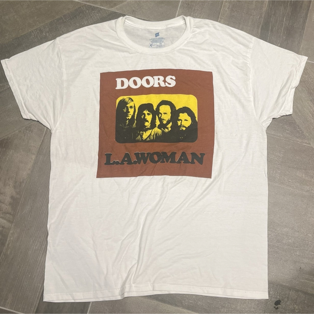 DOORS ドアーズバンドTシャツ/バンT/USED/古着L メンズのトップス(Tシャツ/カットソー(半袖/袖なし))の商品写真