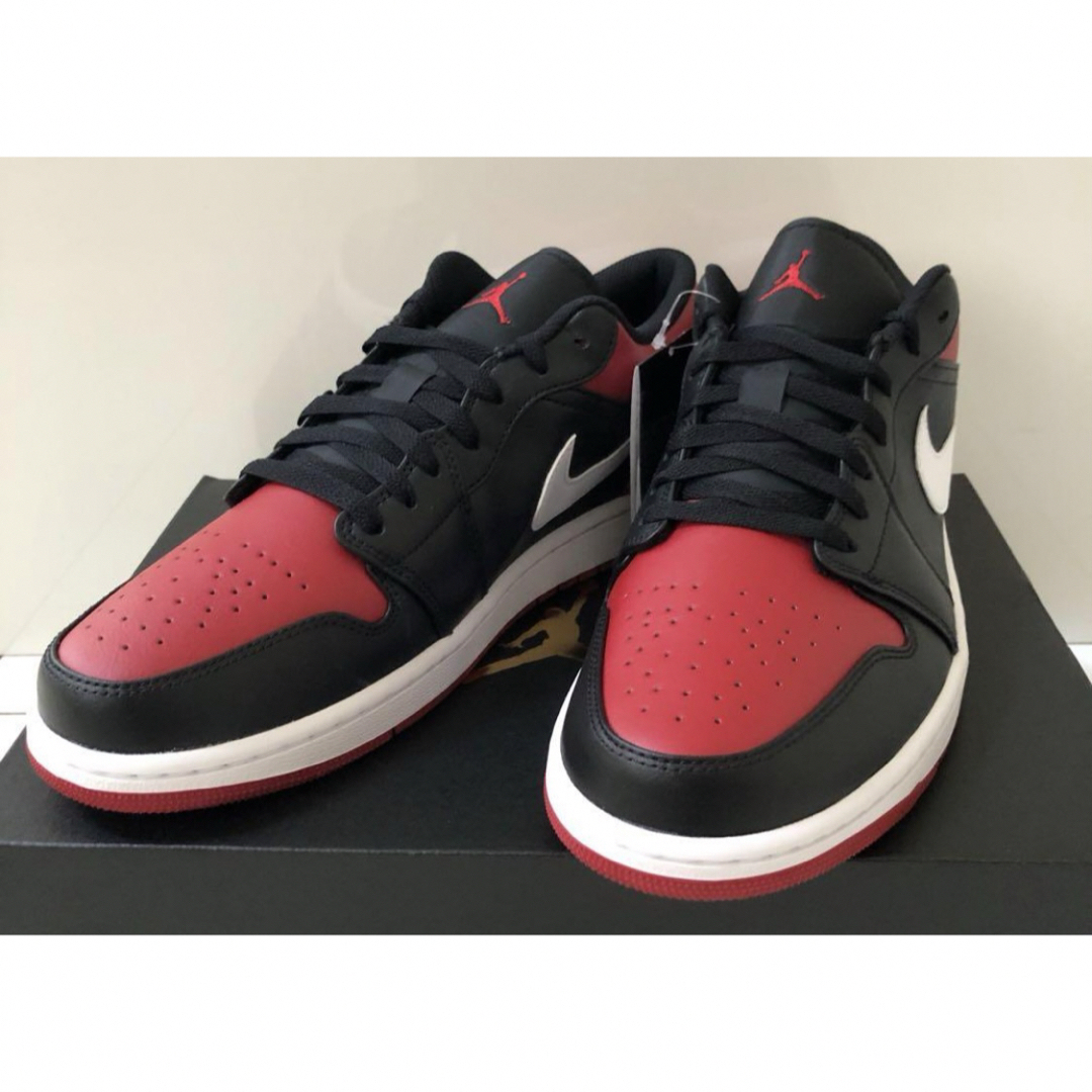 NIKE(ナイキ)の￥16500円新品ナイキAIR JORDAN 1 LOW ジョーダン30,5cm メンズの靴/シューズ(スニーカー)の商品写真