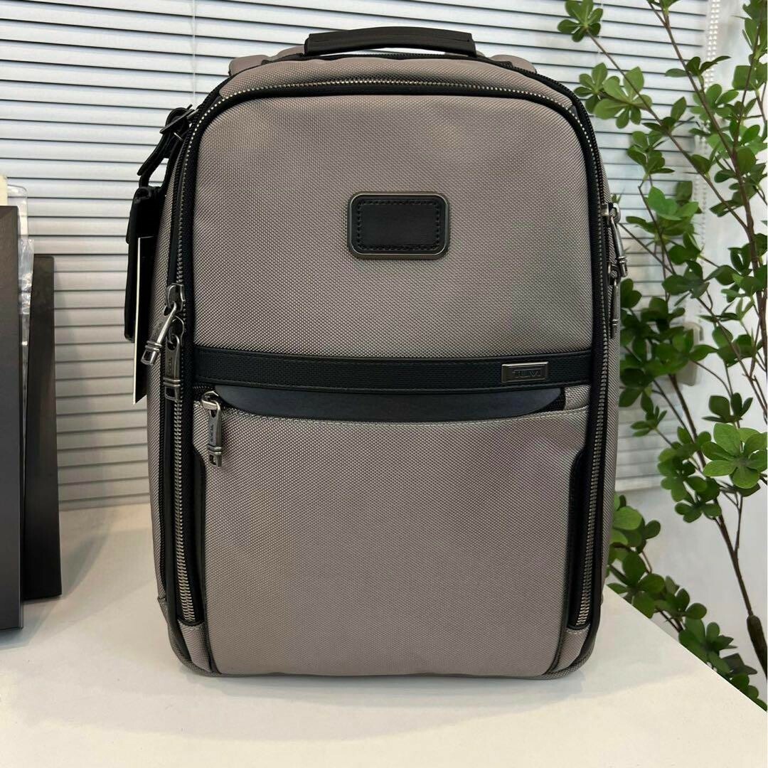 TUMI(トゥミ)の新品 TUMI ALPHA 2603581 スリム・バックパック メテオ グレイ メンズのバッグ(バッグパック/リュック)の商品写真