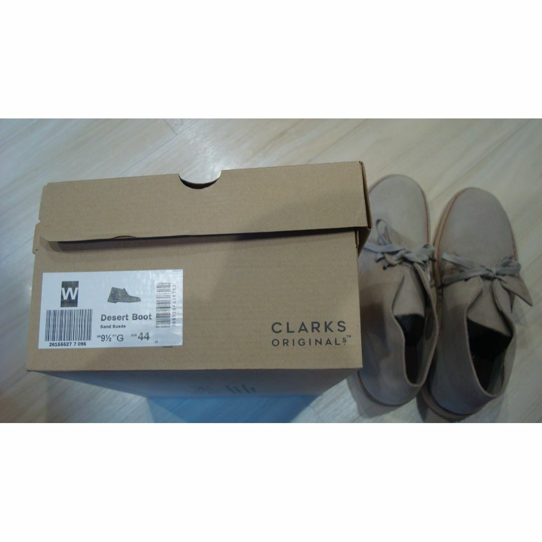 Clarks(クラークス)のClarks (クラークス)メンズ デザートブーツ /（サンドスエード） メンズの靴/シューズ(ブーツ)の商品写真