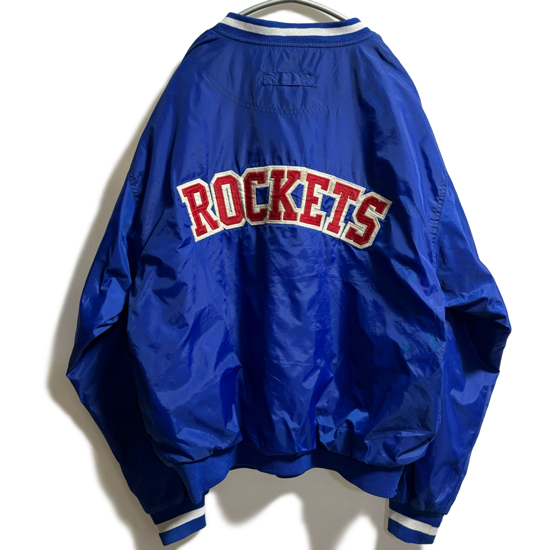 VINTAGE(ヴィンテージ)のナイロンプルオーバー　カレッジ　ロケット　ヴィンテージ　海外古着 メンズのジャケット/アウター(ナイロンジャケット)の商品写真